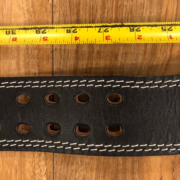 Altus weight lifting belt - Picture 6 of 10
